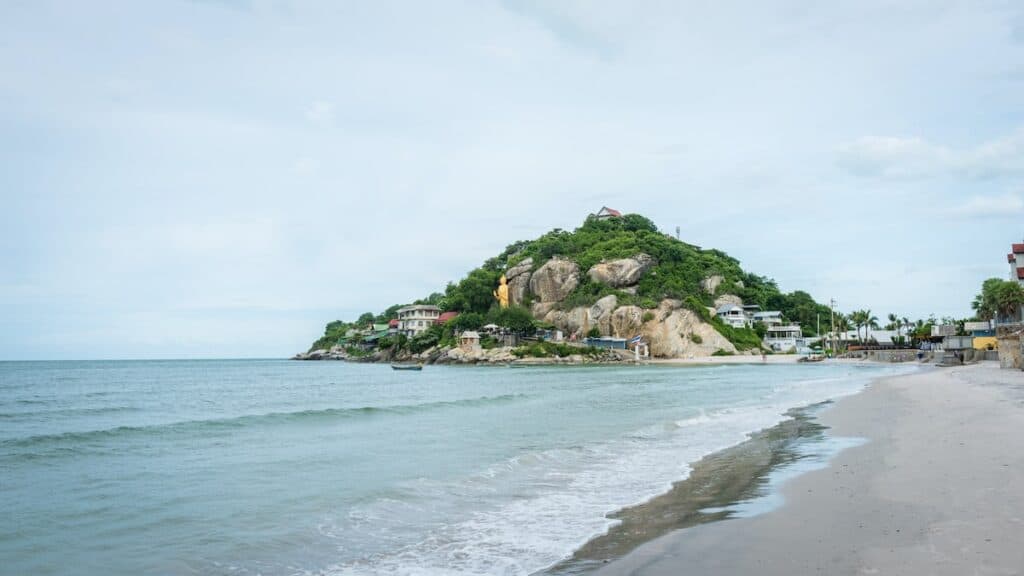 khao takiab Beach