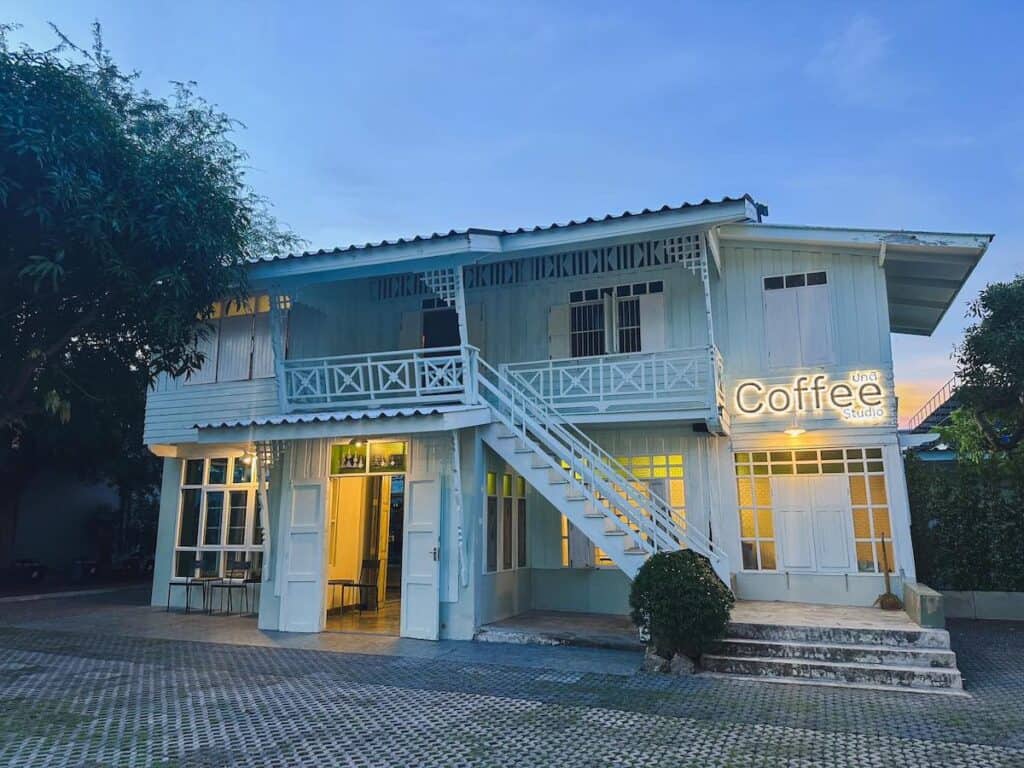 Pokkati Coffee Studio Pokkati Coffee Studio