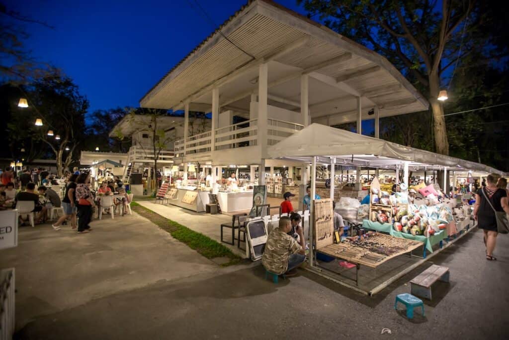 ตลาดซิเคด้า หัวหิน